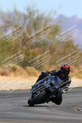 media/Mar-12-2022-SoCal Trackdays (Sat) [[152081554b]]/Turn 2 (1145am)/